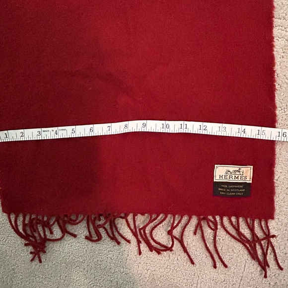 Hermes cashmere scarf - Picture 5 of 6